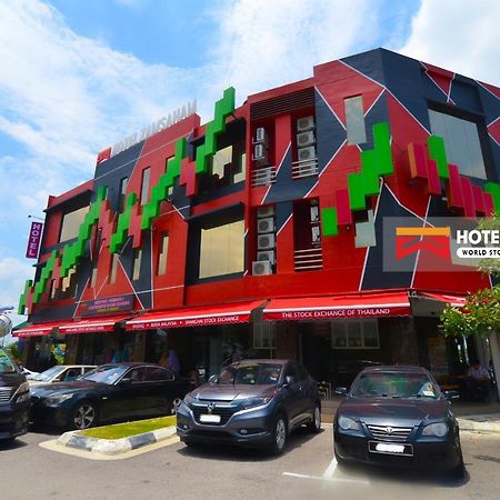 Hotel Zamsaham Kulai Kültér fotó